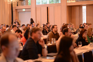 Встреча CHDI по терапии объединяет исследователей БГ со всего мира