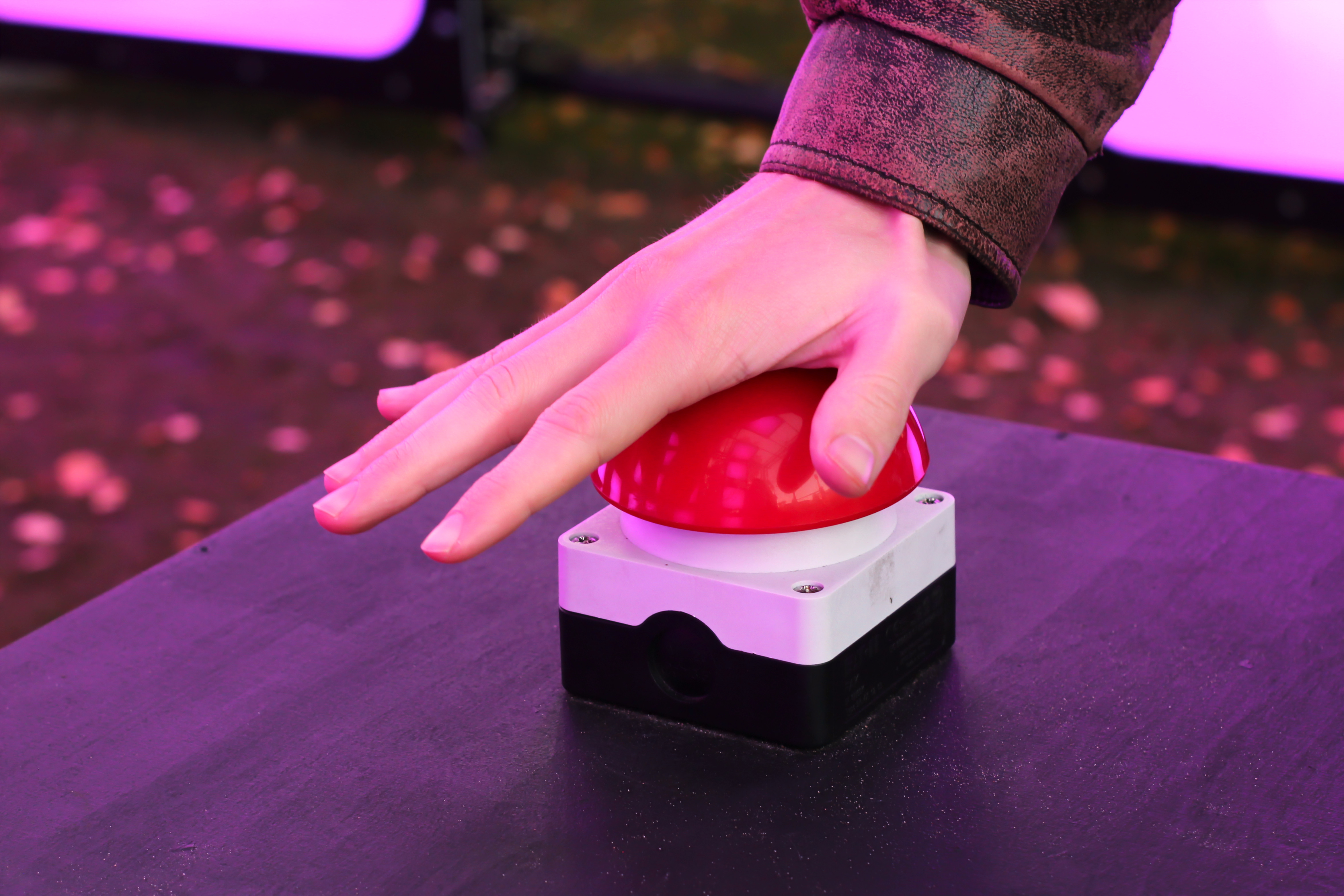 Важным достижением RIDE является то, что механизм CRISPR разрушается клеткой после редактирования гена, что, как мы надеемся, снижает вероятность побочных эффектов и любых непредвиденных последствий от присутствия молекул. 